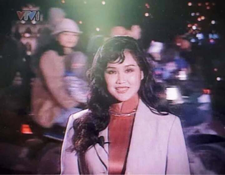 BTV từng dẫn Thời sự: Tốt nghiệp ngành ngoại giao ở Nga, 'mỹ nhân đời đầu' VTV