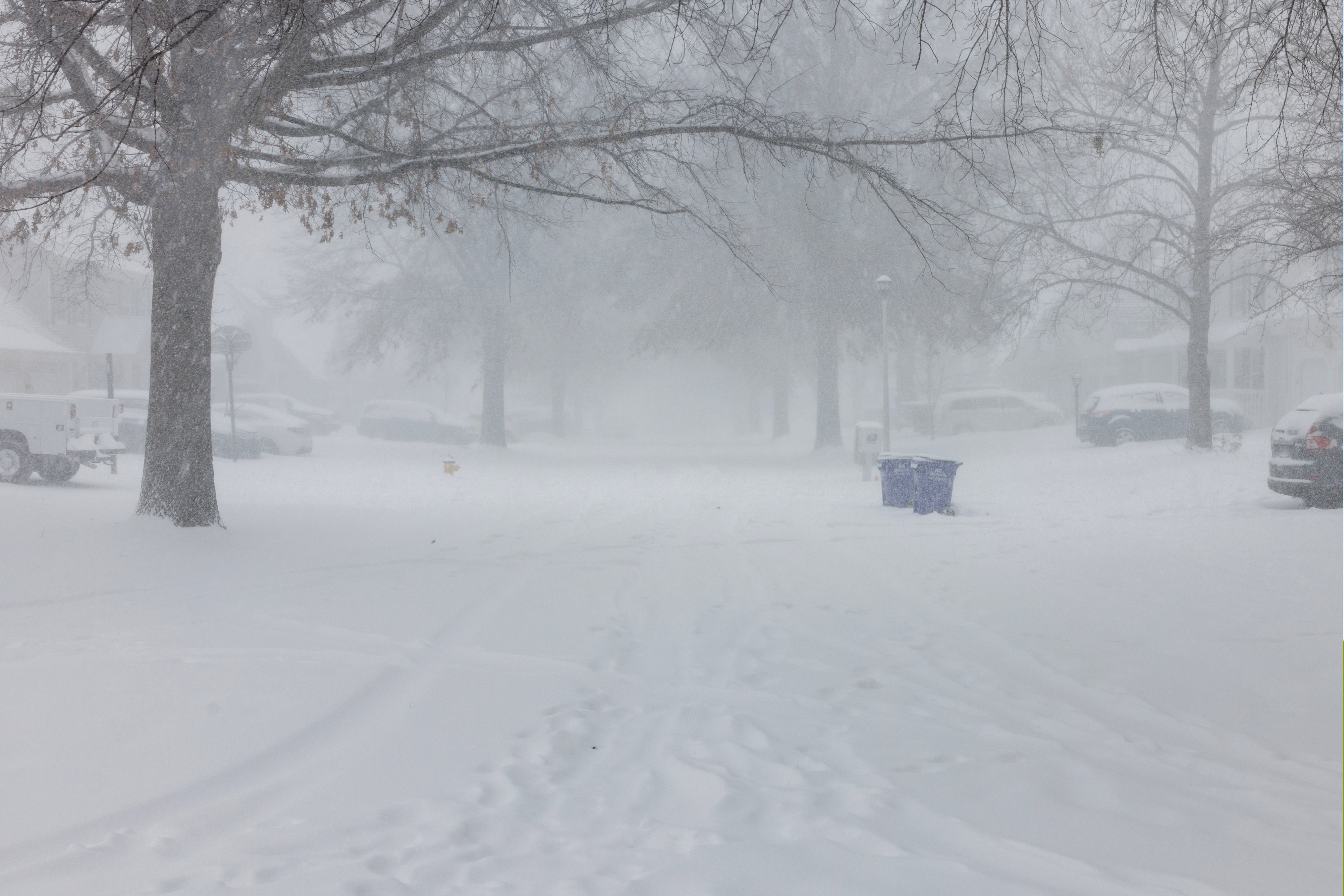 Winter storm warning as 8 inches of snow to hit north and midwestWinter ...
