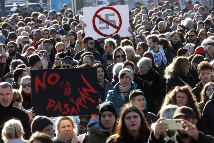 Milhares protestam na Croácia contra fascismo e revisionismo histórico ...