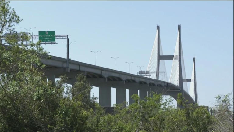 Lanes back open after 6-vehicle crash impacts traffic on Talmadge Bridge