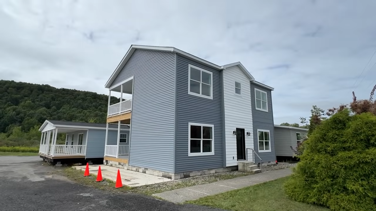 "Sturgis" by Champion Homes | 3 Bed, 2.5 Bath Prefab House Tour