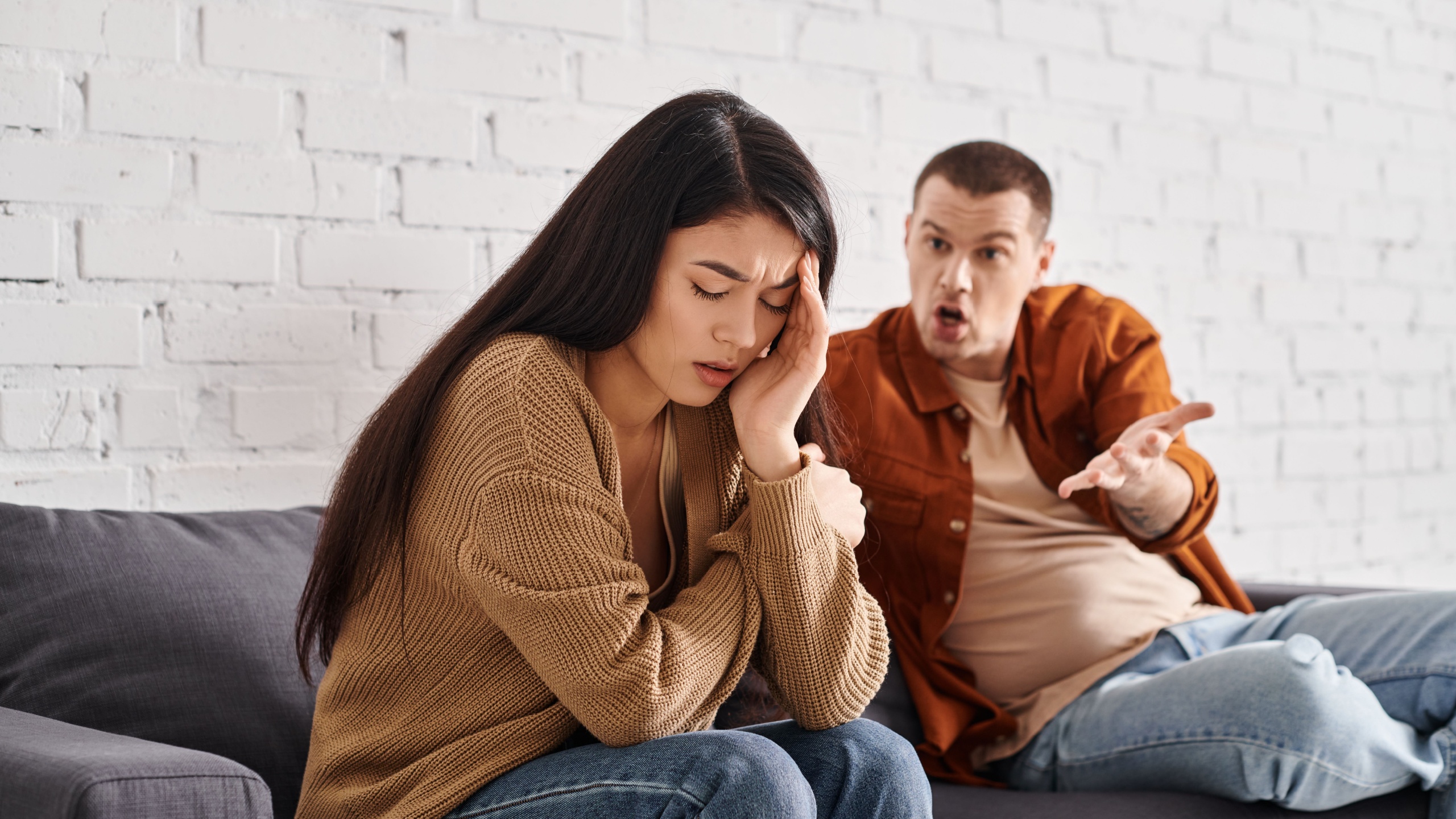 10 habits that may strain or end relationships