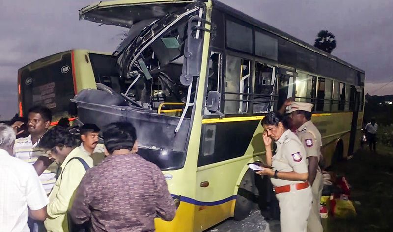 11 killed as 2 buses collide in Tamil Nadu