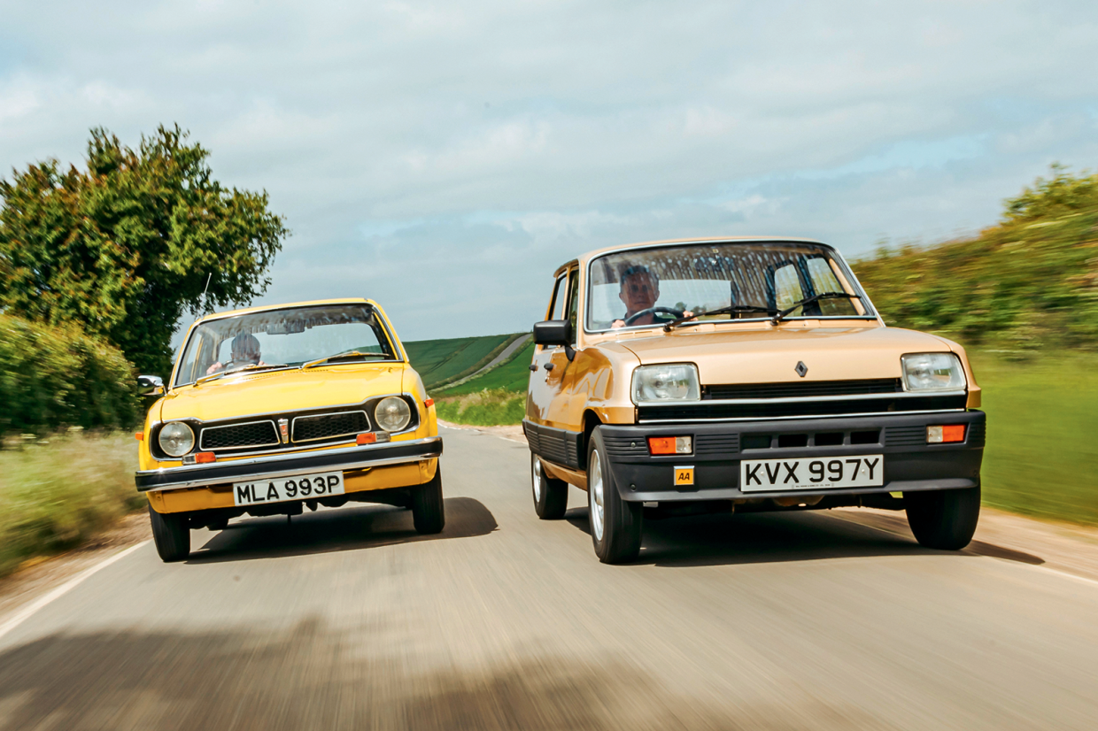 Renault 5 vs Honda Civic: little stars