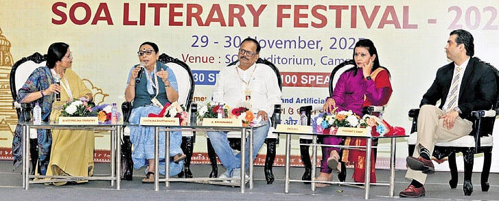 At SOA LitFest, top journalists warn how social media noise is drowning ...