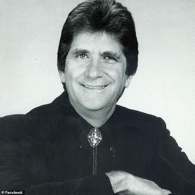 Heartbreak as legendary Australian singer dies following a long health ...