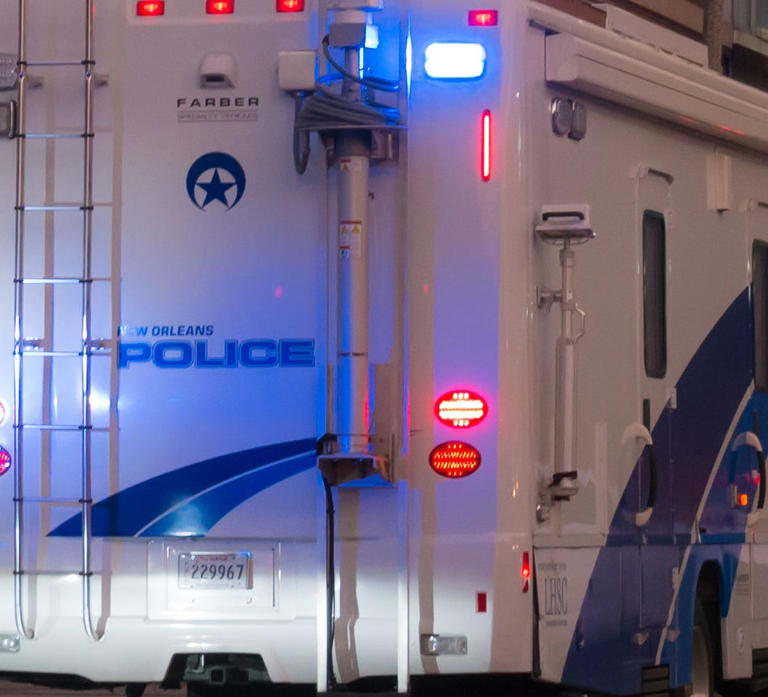 Triple shooting at New Orleans second line leaves one dead