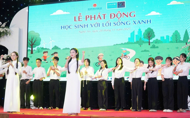 Bộ GD&ĐT phát động học sinh hưởng ứng lối sống xanh