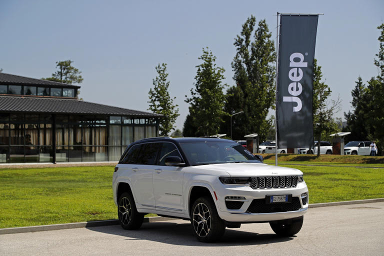 Jeep 2025, la completa gamma italiana: modelli e prezzi