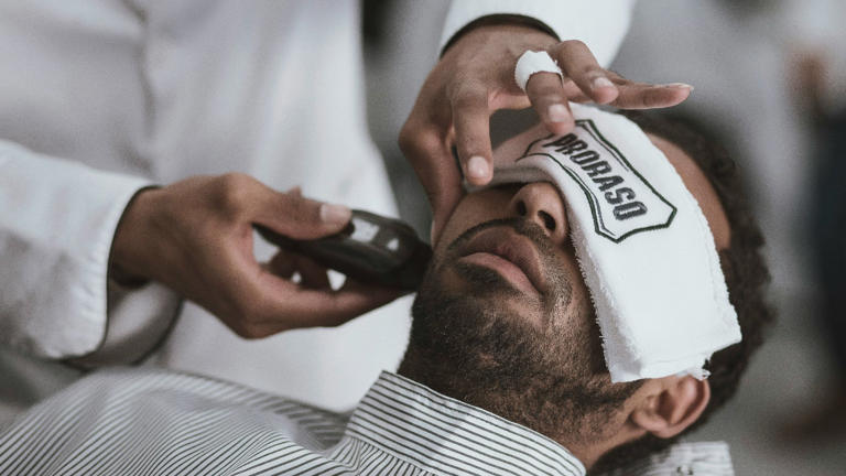 You Might Think Shaving Makes Hair Grow Back Thicker, But It’s Just An ...