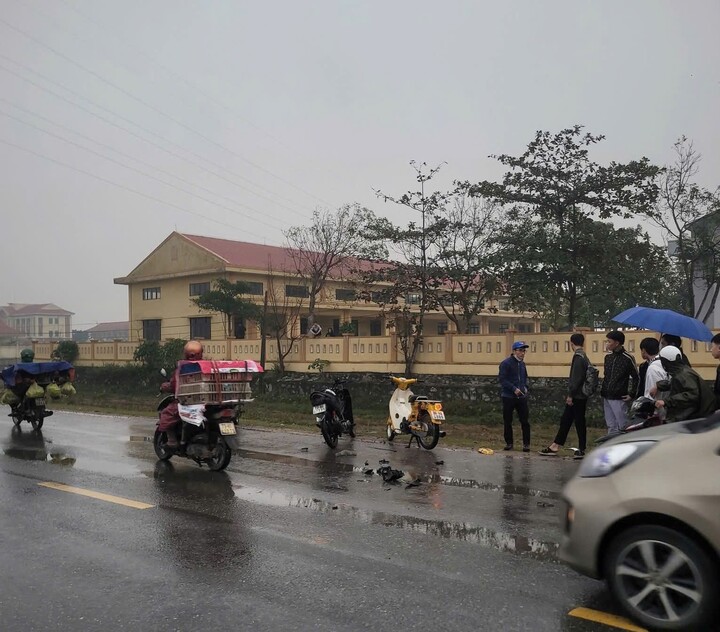 Gặp tai nạn trên đường đến trường, 3 học sinh thương vong