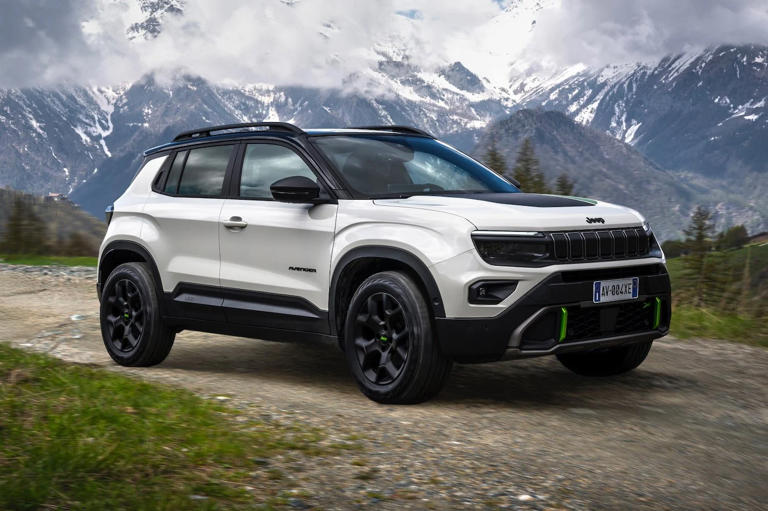Jeep 2025, la completa gamma italiana: modelli e prezzi