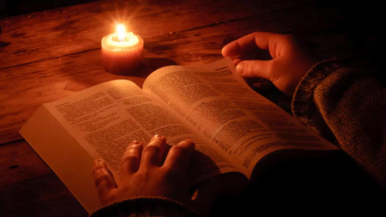 10 dohas (couplets) by Kabir which offer life's wisdom in a nutshell