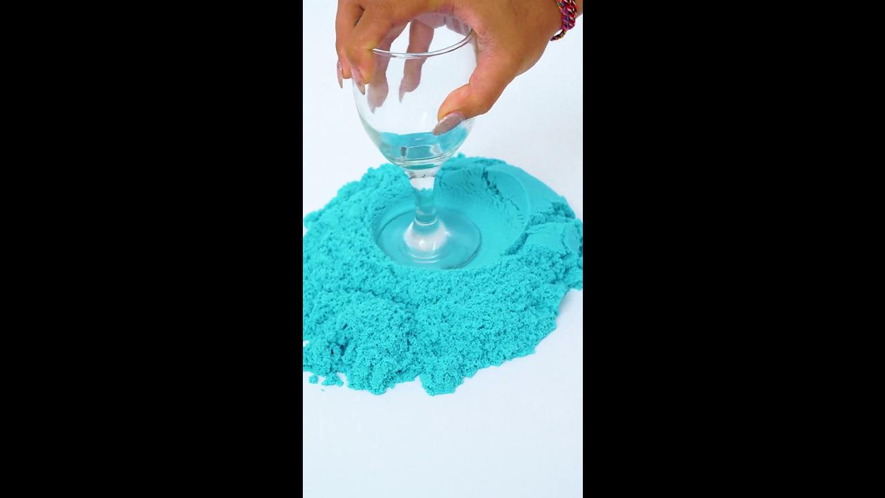 Smashing Blue Sand ASMR