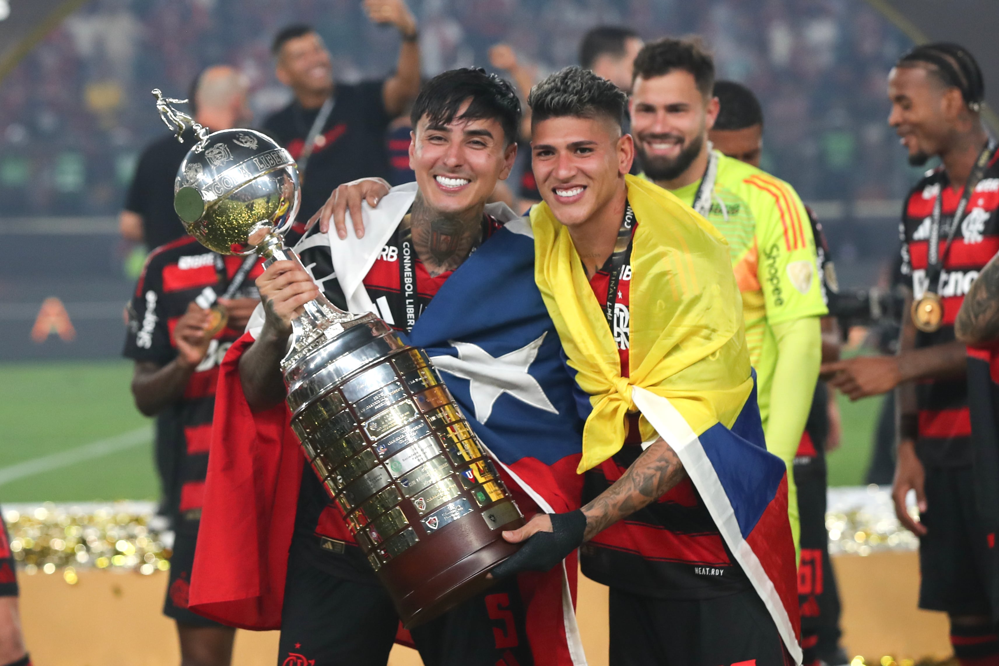Nuevo reconocimiento para Erick Pulgar: volante de Flamengo es incluido ...