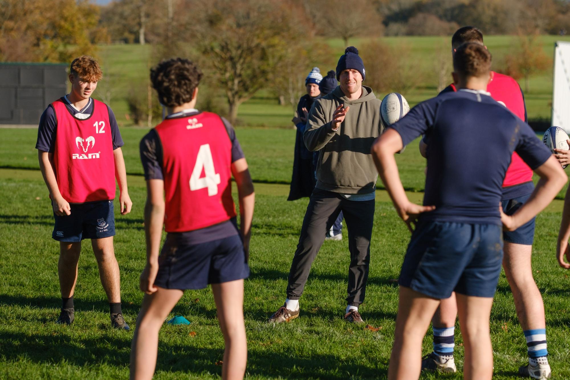 WATCH Australian international Potter gives Sussex college rugby squad ...