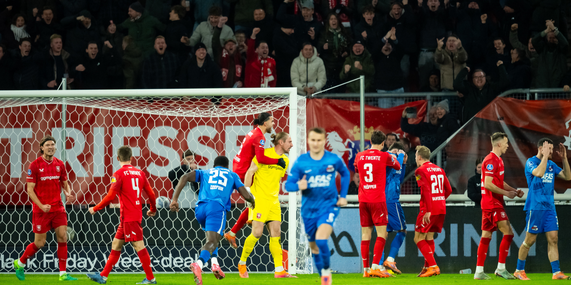 van-basten-hard-voor-eredivisie-uitblinker-is-te-veel-in-zichzelf