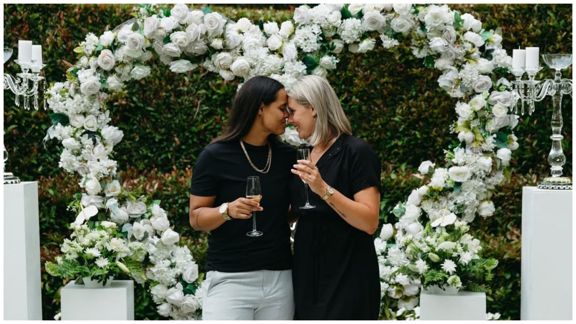 Chloe Tryon Engaged: दक्षिण अफ्रीका की महिला क्रिकेटर ने गर्लफ्रैंड से ...