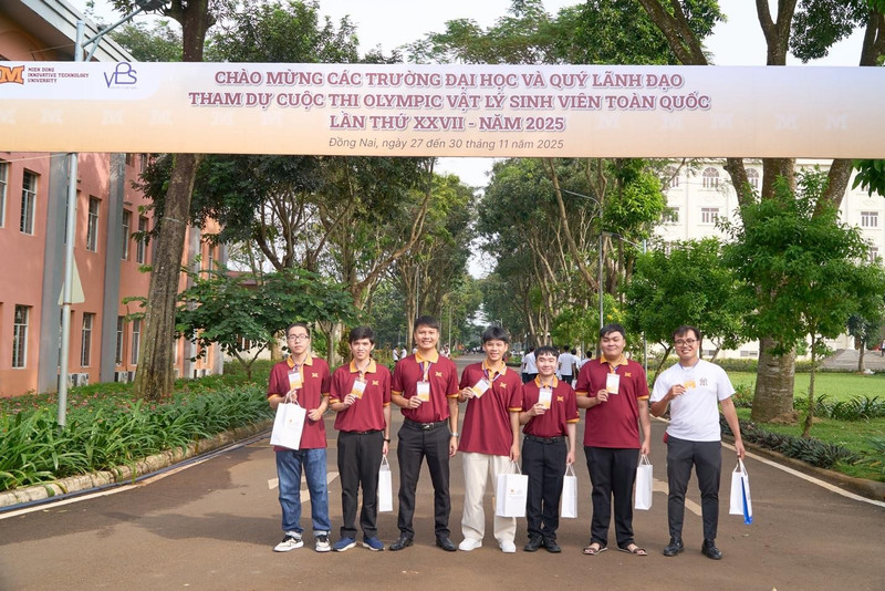 Sinh viên MIT University đạt thành tích ấn tượng tại Olympic Vật lý Sinh viên Toàn Quốc 2025