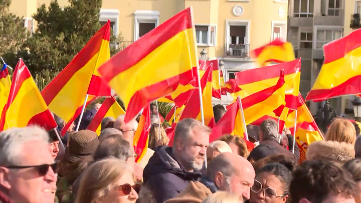 Cruce de reproches entre Gobierno y oposición tras la manifestación del ...