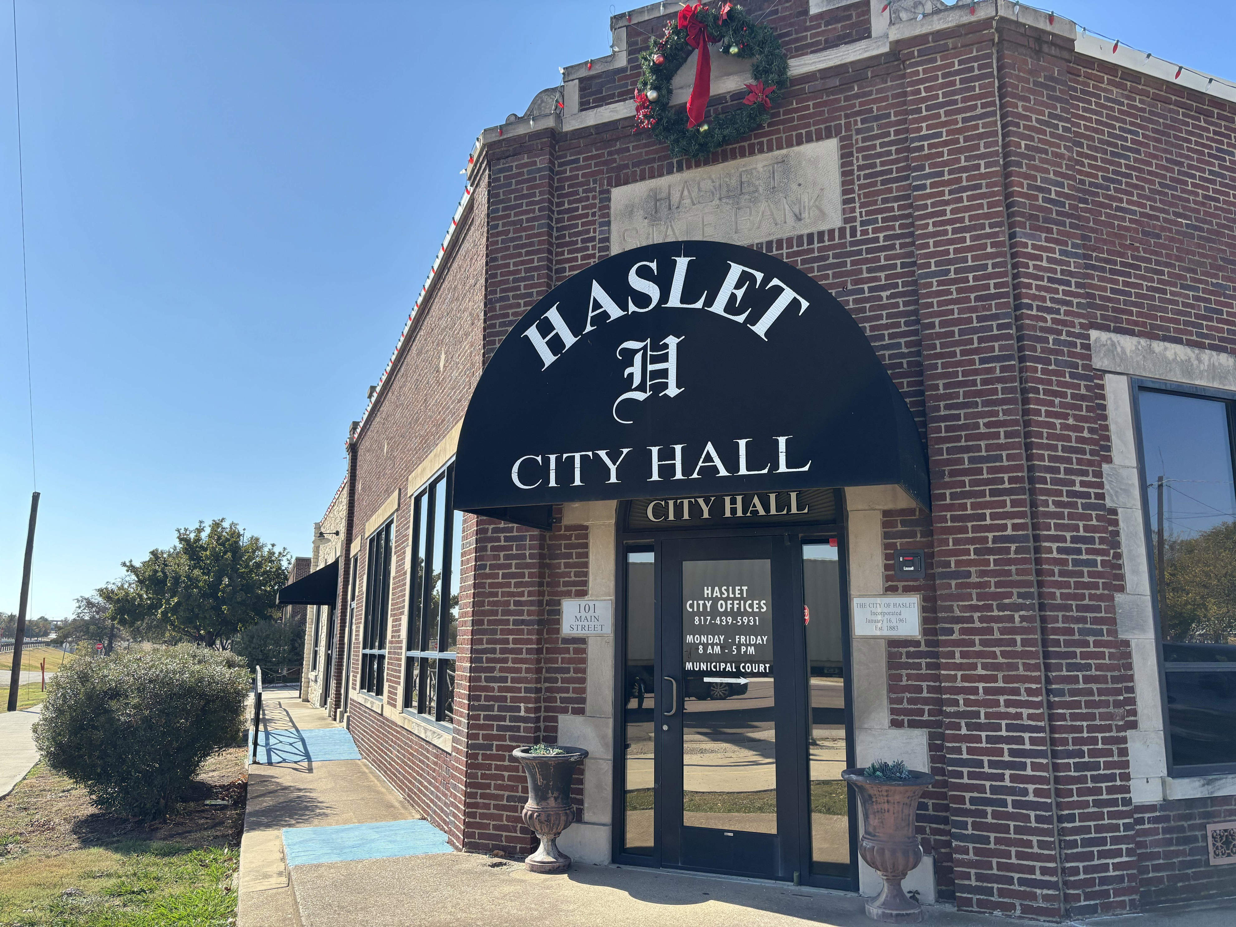 In 'unorthodox' decision, mayor in North Tarrant called 911 during ...