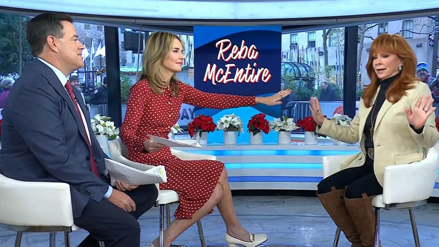 Reba McEntire Corrects Savannah Guthrie Over Relationship Status