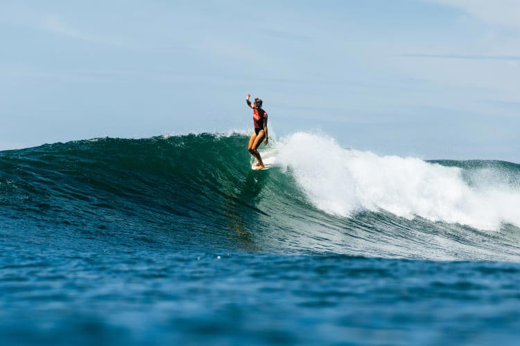 6 of the Best Intermediate Surf Spots in the World