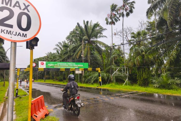 Dua Tahun Tak Berfungsi, Pagar BRIN di Jalan Puspitek Dibongkar