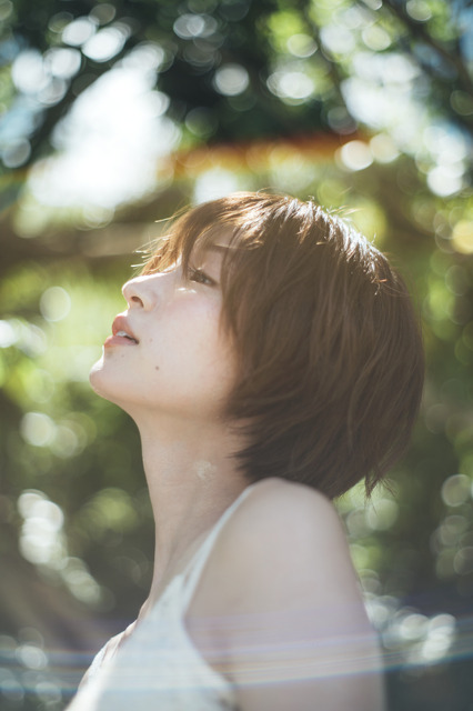 岡崎紗絵、20代ラスト写真集の未公開カットで構成した2026年カレンダー