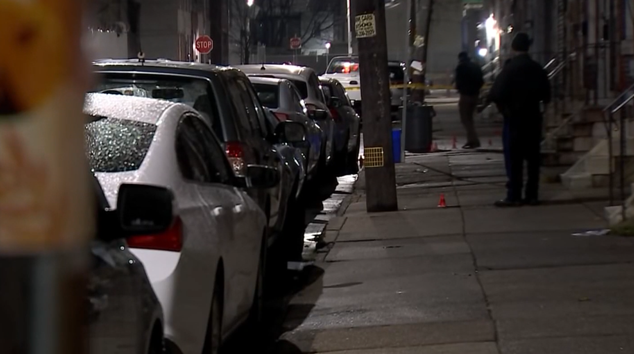 3 men injured in targeted shooting in Kensington, police say