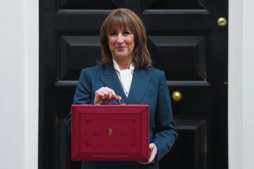 Reason behind Rachel Reeves' early budget leak blunder revealed in(00)