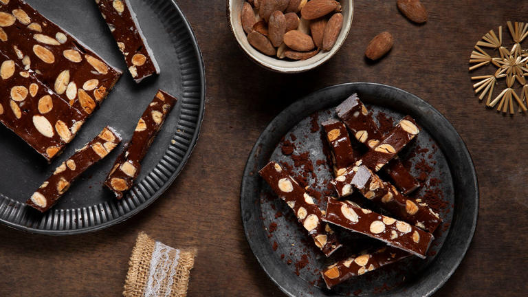 Se puede hacer turrón de chocolate en la Thermomix en solo 10 minutos ...