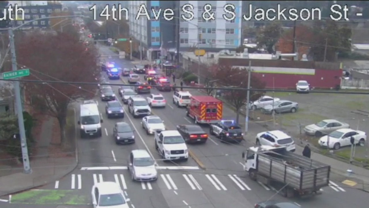 Police search for suspect after deadly shooting in Seattle's Chinatown ...