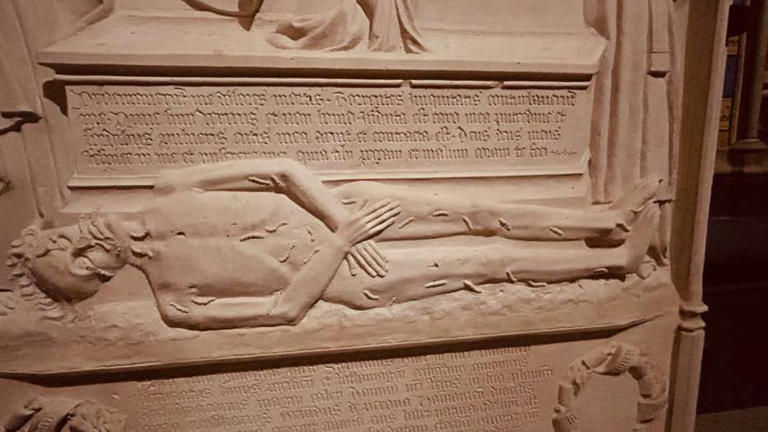 Why this husband commissioned a sculpture of his wife's rotting body