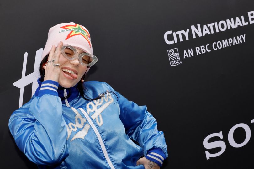 Eilish typically wears baggy clothes