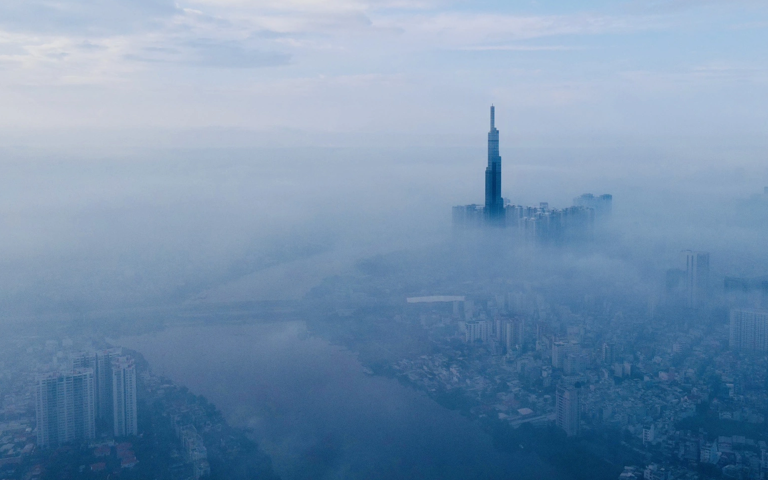 Thời tiết hôm nay 2-12: Hoàn lưu áp thấp từ bão số 15 gây mưa to cho Trung Bộ