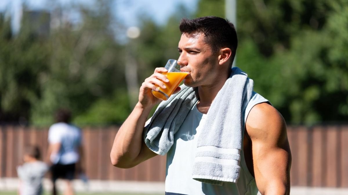 How To Check Your Blood Sugar: A Simple Guide To Using A Glucose Meter