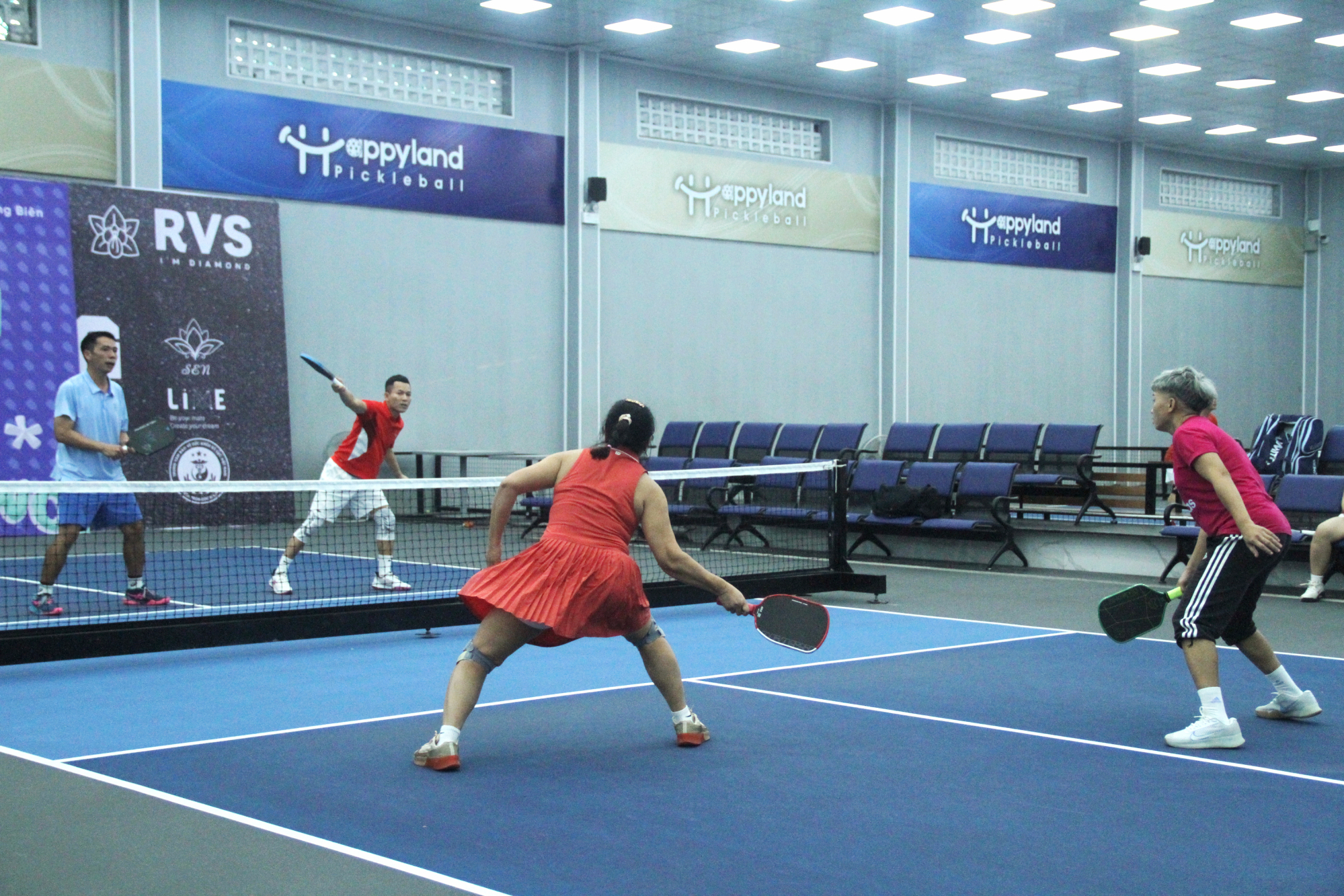 'Mỏ vàng' nghìn tỷ từ pickleball