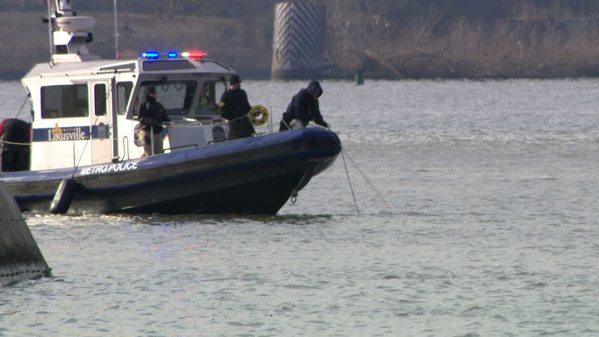 LMPD: Body recovered after vehicle pulled from Ohio River