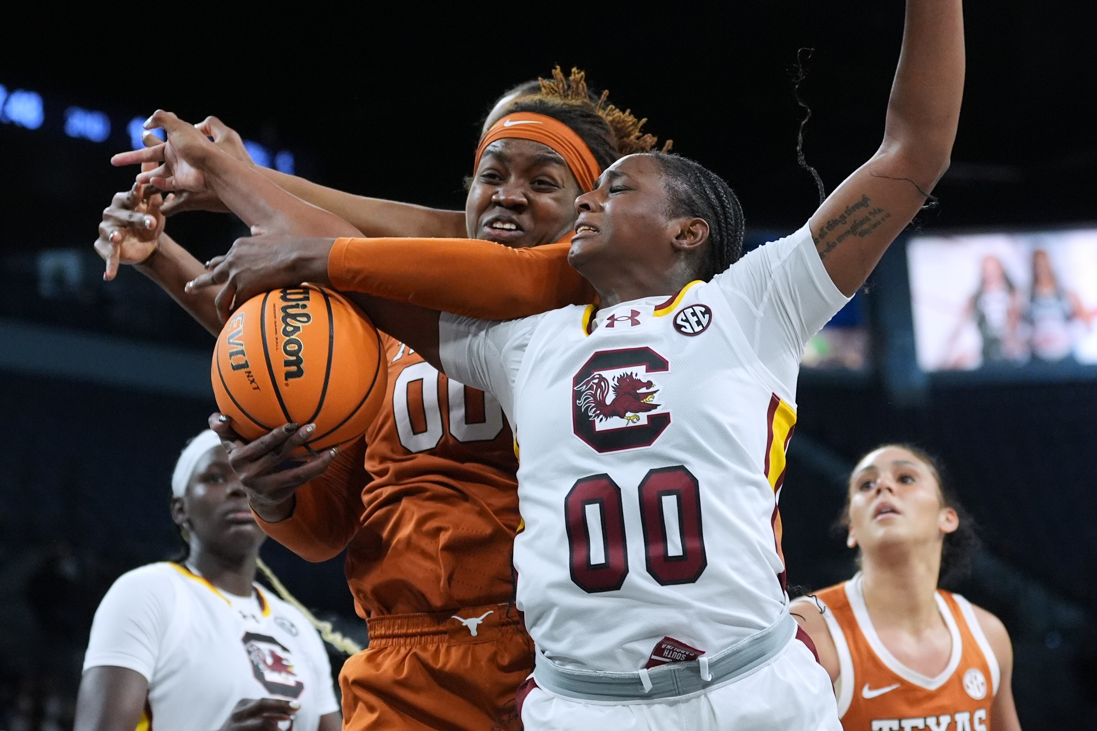 South Carolina women’s basketball falls slightly in latest AP Poll