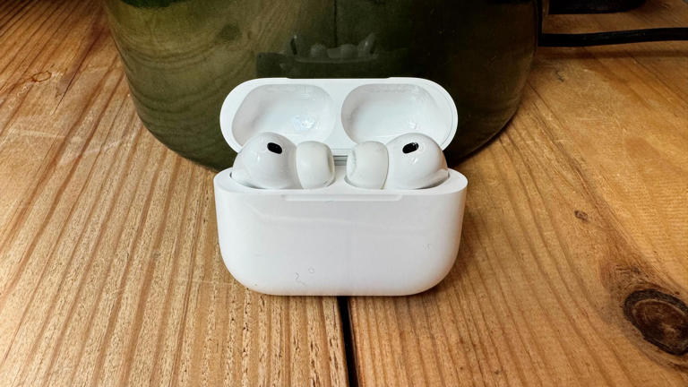Apple might launch an even more powerful AirPods Pro version this year