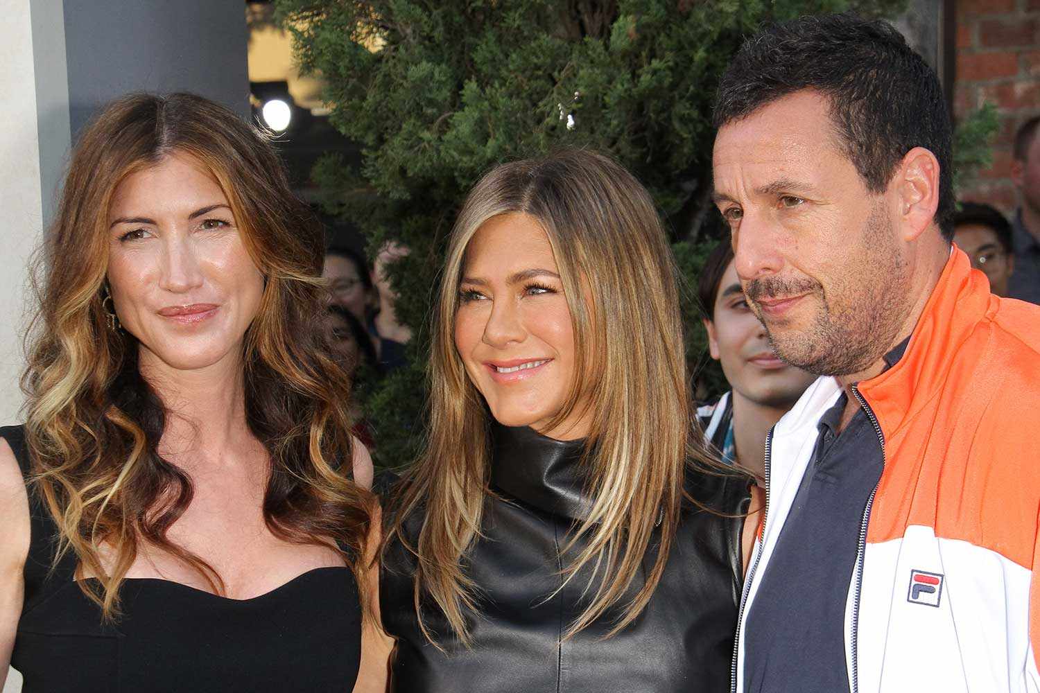 Jennifer Aniston and Adam Sandler’s Wife Jackie Are Working Together to(00)