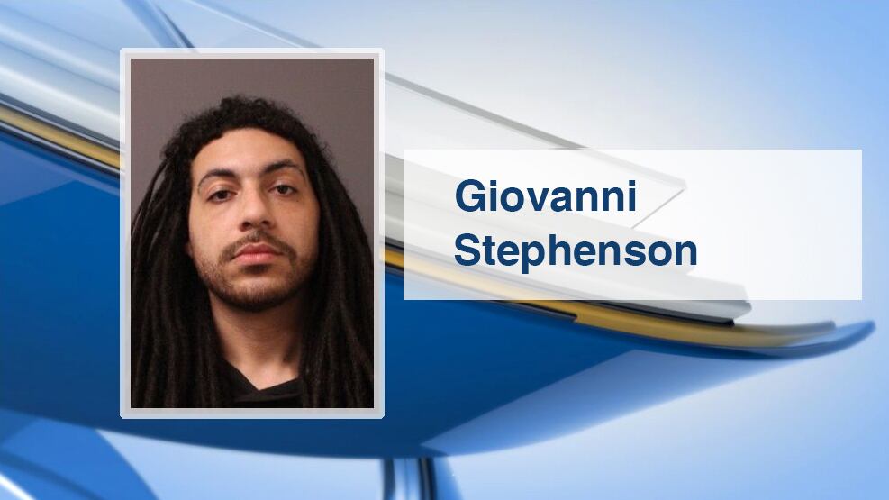 Homeless man charged with robbery, grand larceny
