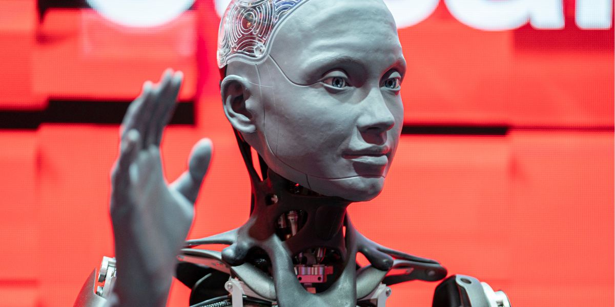 Kina sätter in humanoida robotar vid Vietnam