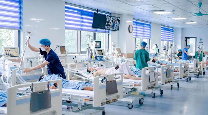 Tin tức sáng 2-12: Quốc hội bàn về đề xuất hơn 700.000 tỉ đồng đầu tư cho giáo dục và y tế