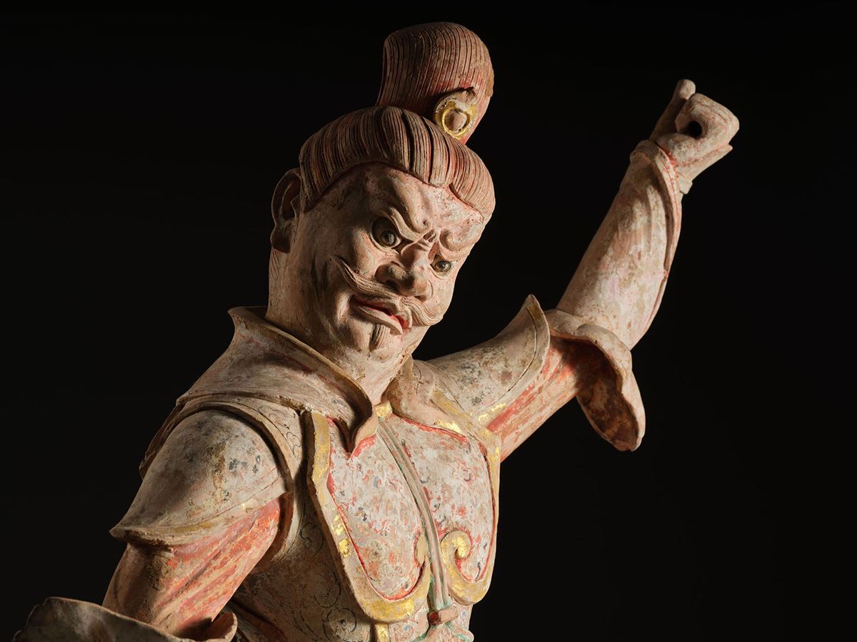 たたかう仏像』静嘉堂＠丸の内で 他館に類をみない大型の「神将俑