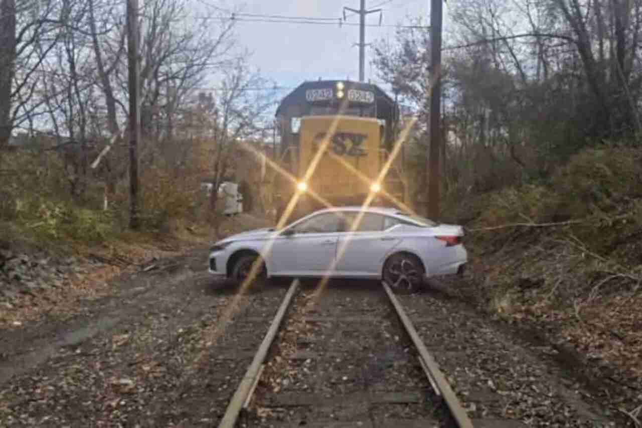 Miracle: Driver walks away with minor injuries after his car is hit by ...