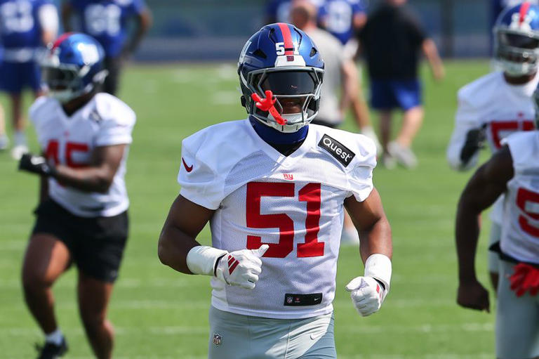 Giants bench star rookie for second time this season as fake rumor ...