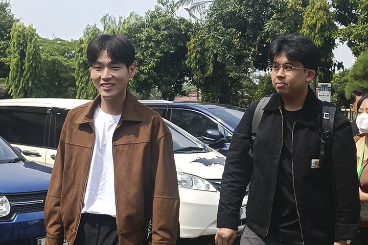 5 Berita Terpopuler: Na Daehoon Dapat Hak Asuh Anak; Tanggapan Andre Taulany 1 AA1RwI9c