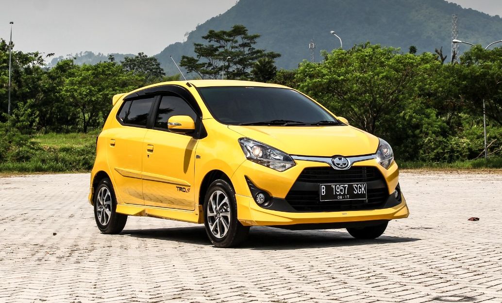 Mobil Pertama yang Ideal, Harga Toyota Agya 2017 Bekas Semakin Terjangkau